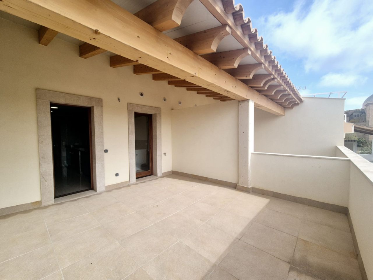 Top Wohnung in Villa Franca