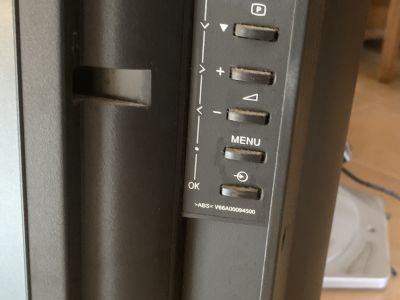 Toshiba LCD Color TV 42A3000P