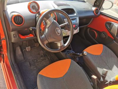Toyota Aygo X „Connect“ Inferno-Orange