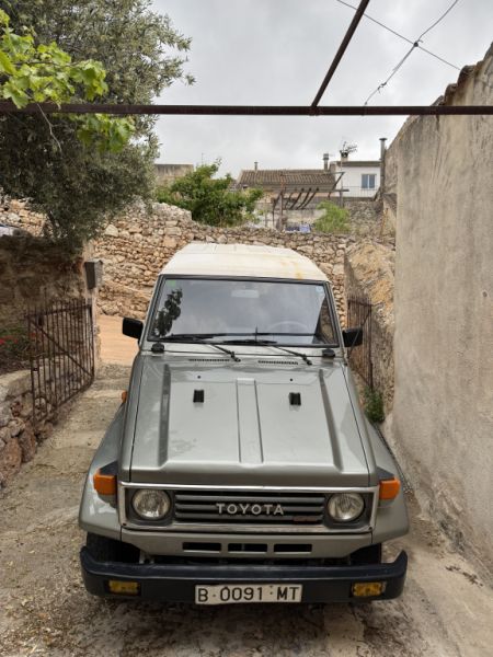Toyota Land Cruiser 1992 Diesel – sehr guter Zustand