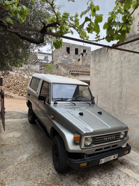 Toyota Land Cruiser 1992 Diesel – sehr guter Zustand