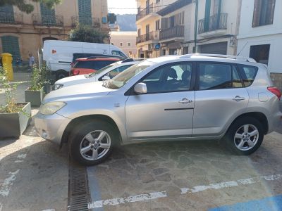 Toyota RAV 4 D4D executive