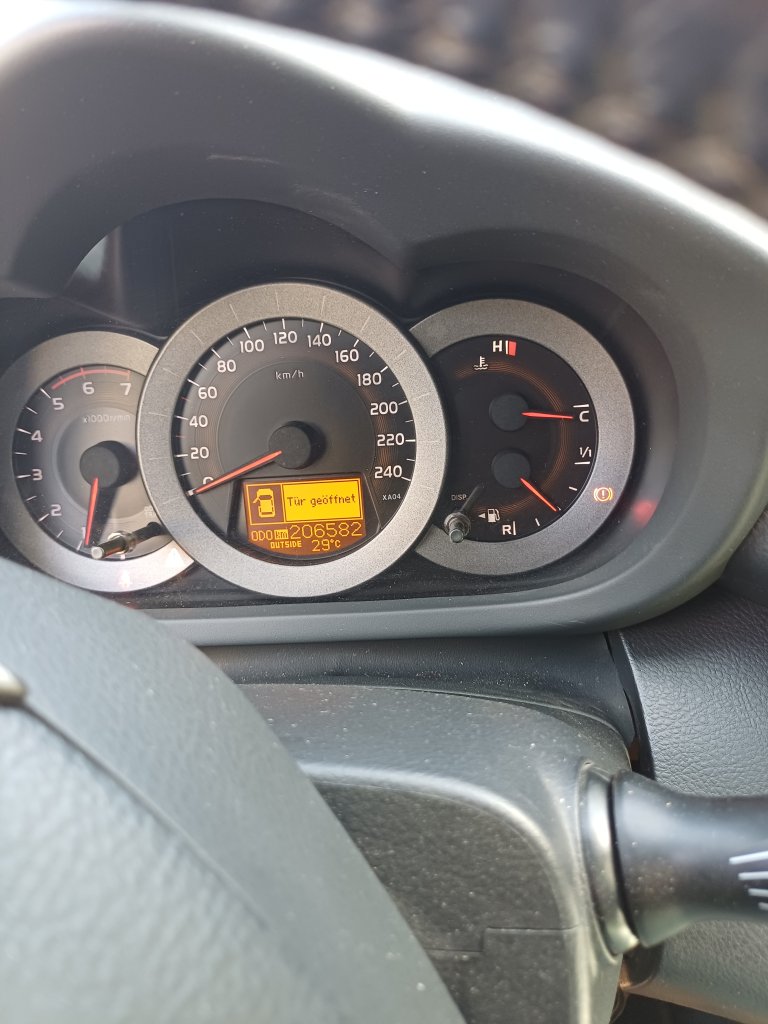 Toyota RAV 4 D4D executive