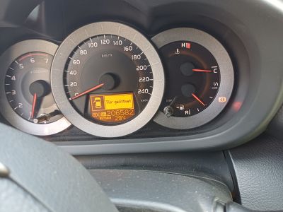 Toyota RAV 4 D4D executive