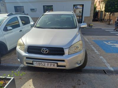 Toyota RAV 4 D4D executive