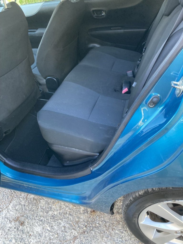 Toyota Yaris HIBRIDO 2013