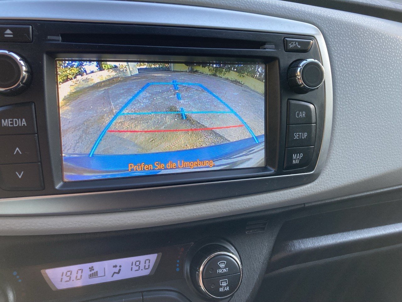 Toyota Yaris HIBRIDO 2013
