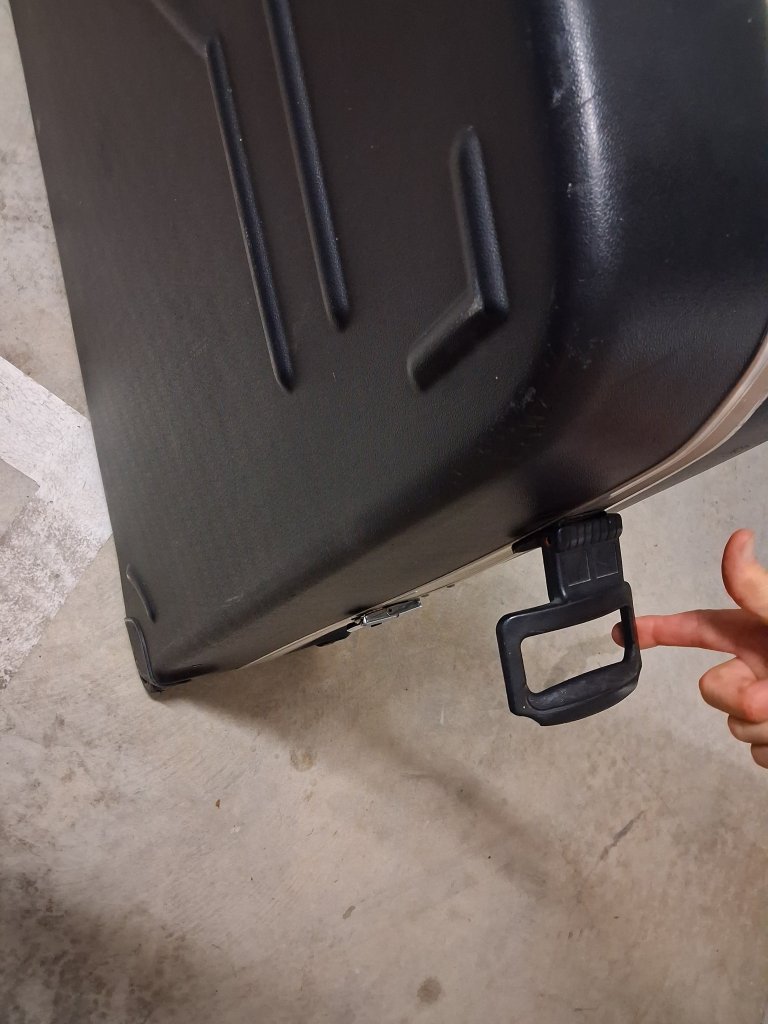 Transport Koffer mit Rollen und Griff für ein Fahrrad im Flugzeug oder Auto