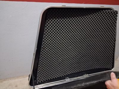 Transport Koffer mit Rollen und Griff für ein Fahrrad im Flugzeug oder Auto