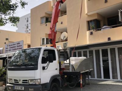 Transport and removals