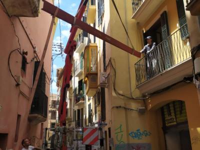 Transport and removals