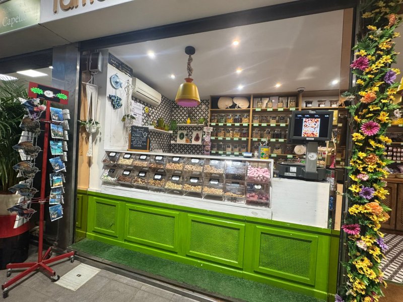 Traspaso: Nussgeschäft im Mercat de Santa Catalina, Palma  30.000 €