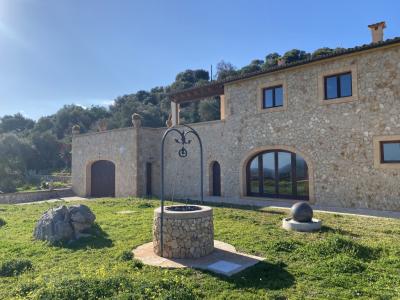 Traum Finca mit einzigartigem Meerblick in ruhiger Hanglage