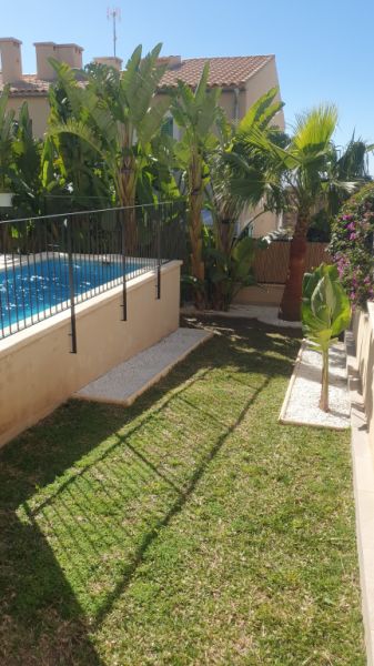 Traum Neubau Doppelhaus Hälfte mit Blick auf die Bucht von Palma in Sa Cabaneta unweit des Golfplatz