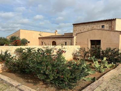 Traumfinca in Traumlage mit allen Extras zwischen Es LLombards und Santanyi --- F 150 VK