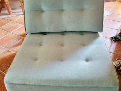 Traumhaft schönes Designer-Sitzelement FAMA ARIANNE LOVE in Mintgrün