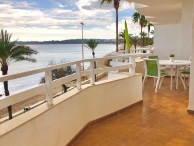 Fantásticas vistas al mar: Apartamento con balcón envolvente: Apartamento con vistas al mar Sabina C
