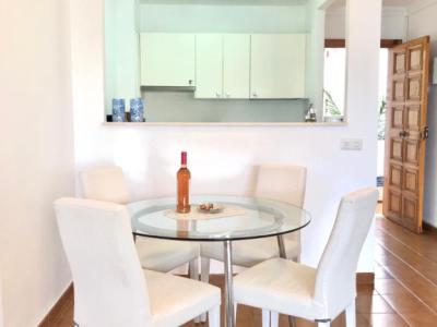 Fantásticas vistas al mar: Apartamento con balcón envolvente: Apartamento con vistas al mar Sabina C