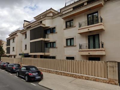 Fantástico apartamento sin amueblar con piscina comunitaria en el puerto de Palma -- AP 11