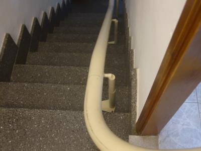 Treppenlift, gebraucht der Marke Otis