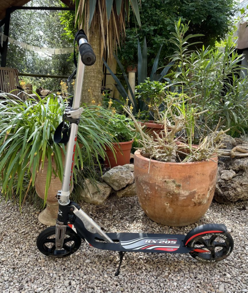 Kick Scooter Foldable with Large Wheels