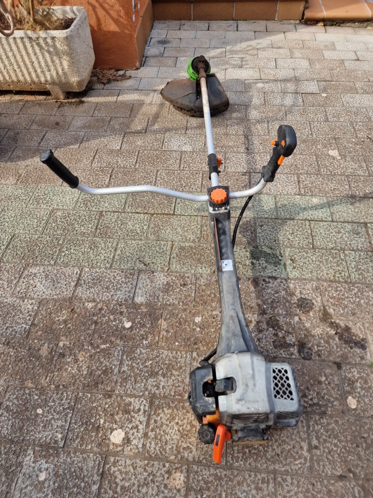 Trimmer