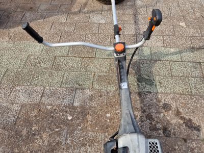 Trimmer