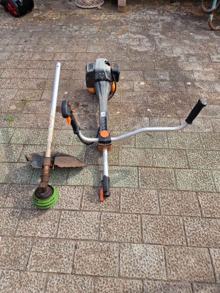 Trimmer