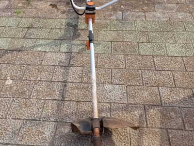 Trimmer