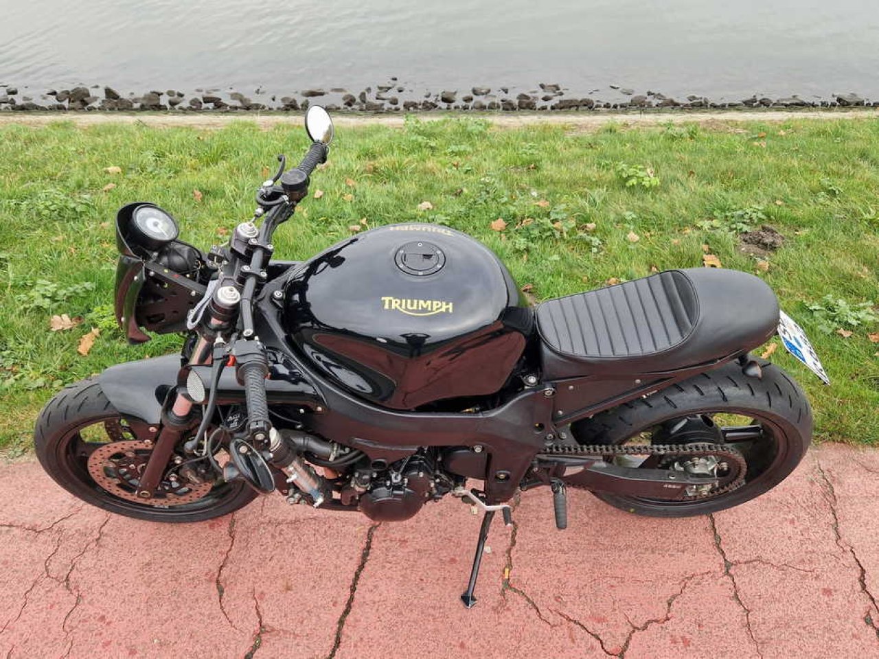 Triumph Speed Four 600 Café Racer