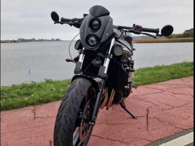 Triumph Speed Four 600 Café Racer