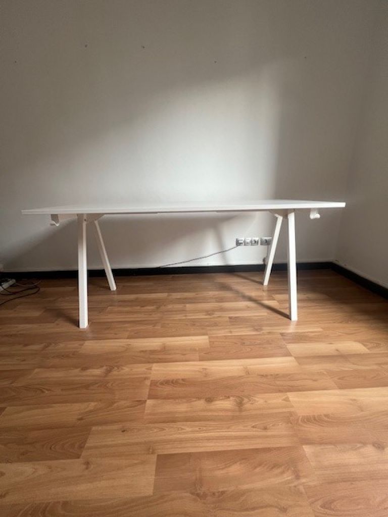 TROTTEN desk, white, 120x70 cm / IKEA