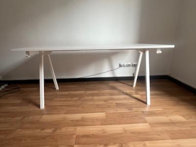 TROTTEN desk, white, 120x70 cm / IKEA