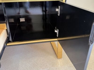 TV-Lowboard 200 cm schwarz/gold mit Rillenfront