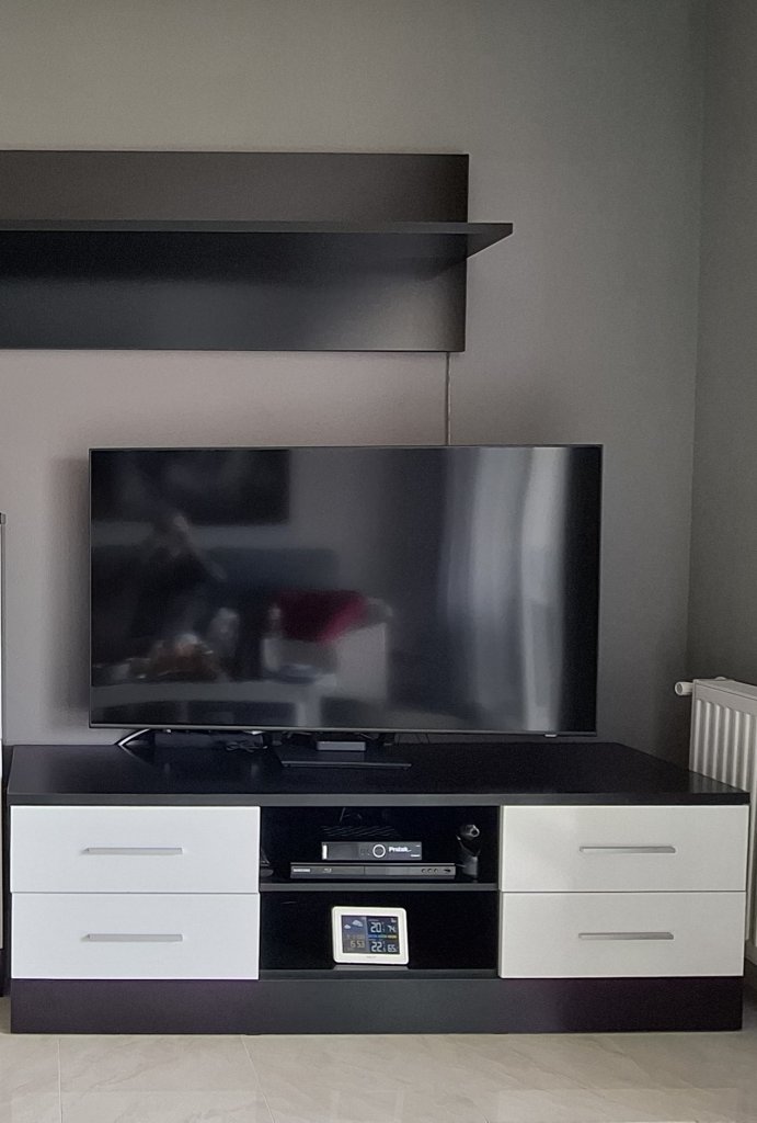 TV Schrank mit Regal schwarz/weiß