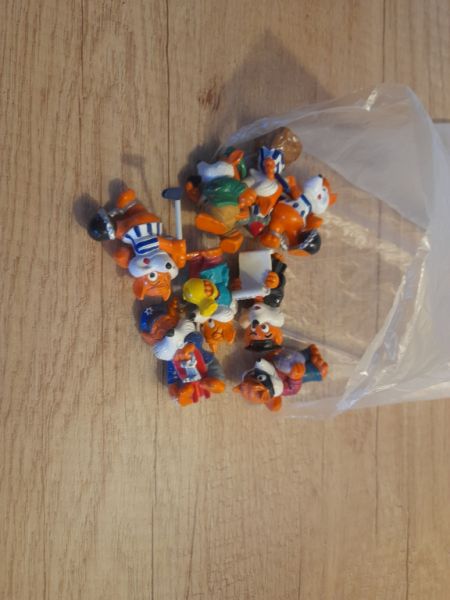 Surprise egg figures