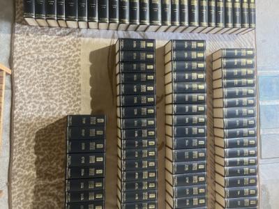 Universell illustrierte Enzyklopädie espasa/calpe von 118 Bänden.