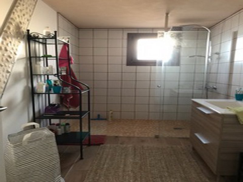Casita sin amueblar a nivel de suelo con terreno cerca de Cas Concos --- C 254