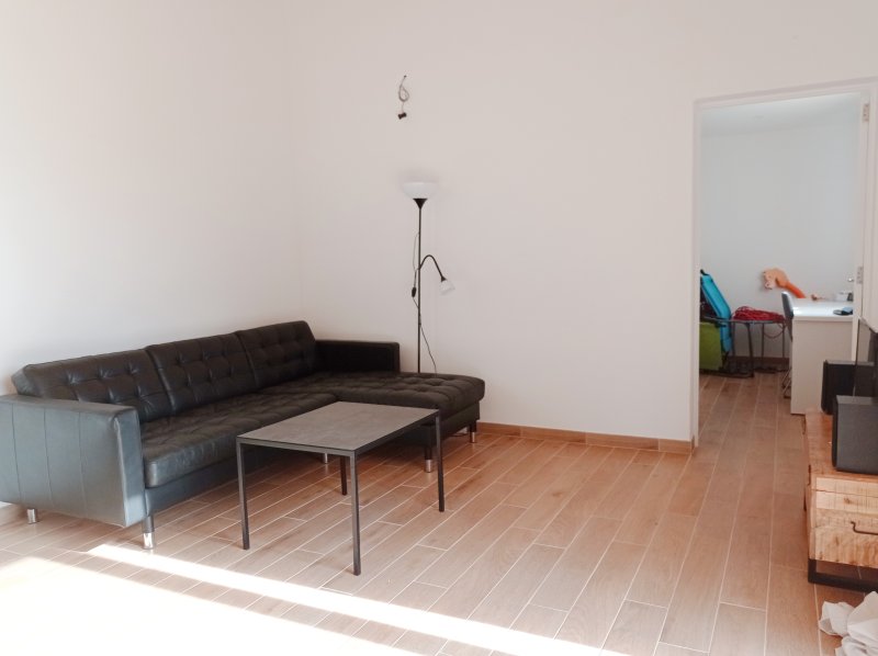 Casita sin amueblar a nivel de suelo con terreno cerca de Cas Concos --- C 254