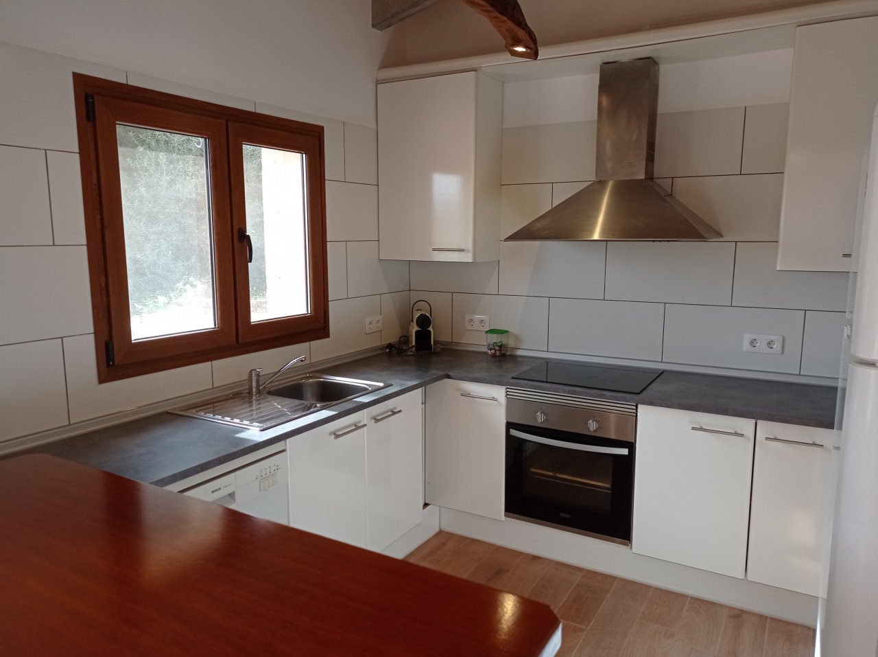 Casita sin amueblar a nivel de suelo con terreno cerca de Cas Concos --- C 254