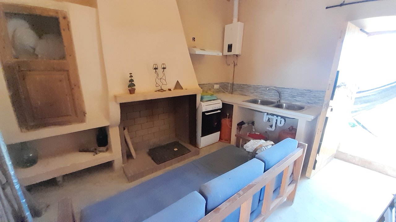 Quaint approx. 50 sqm Casita with solar power in a secluded area near Felanitx -- C 99