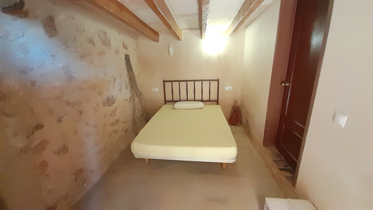 Quaint approx. 50 sqm Casita with solar power in a secluded area near Felanitx -- C 99