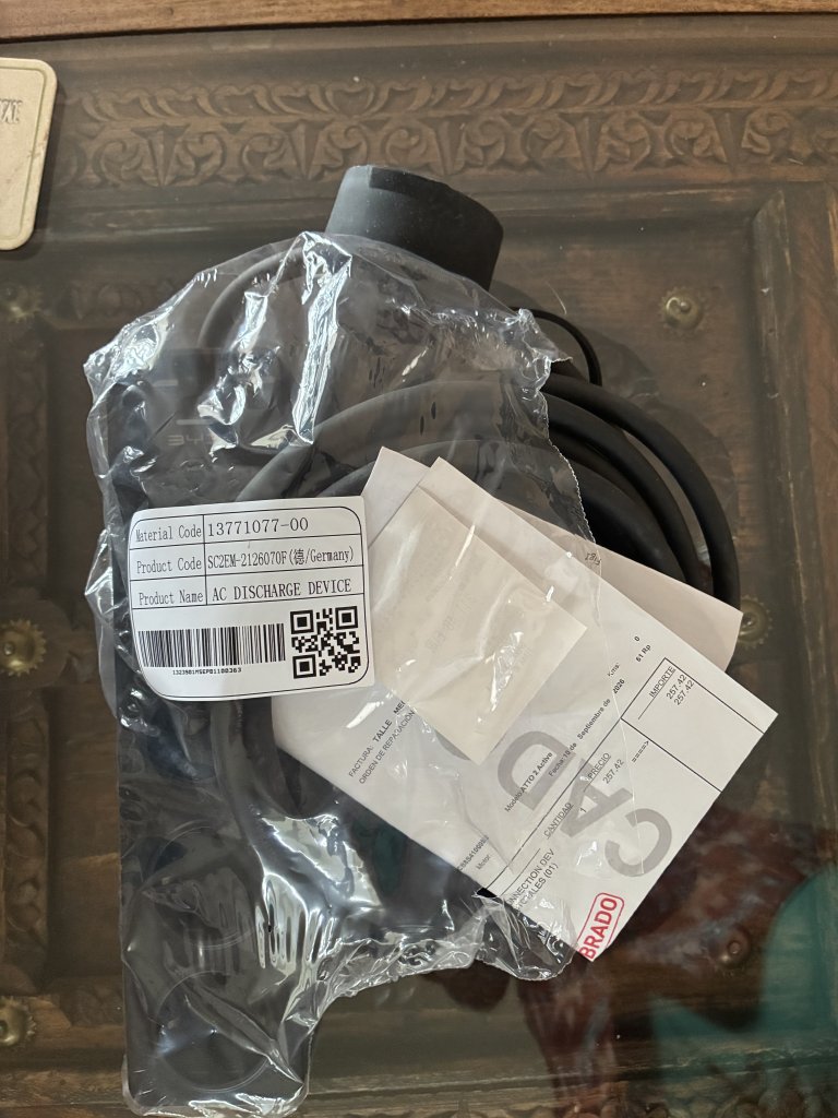 V2L Adapter for Electric Car BYD ATTO2 220 Volt New Unused for 260eu. New Price 311eu