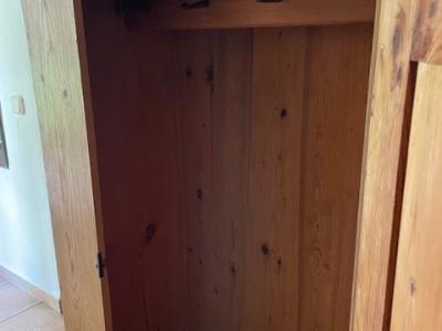 Verkauf: antiker Schrank, Kleiderschrank und Truhe