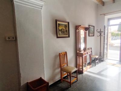 Sale of a 2 storey village house with garage and courtyard in Es LLombards - Santanyi - DH 08 VK