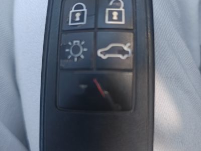Venta de un VOLVO V70 COMBI