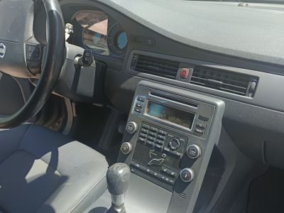 Venta de un VOLVO V70 COMBI