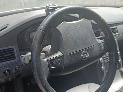 Venta de un VOLVO V70 COMBI
