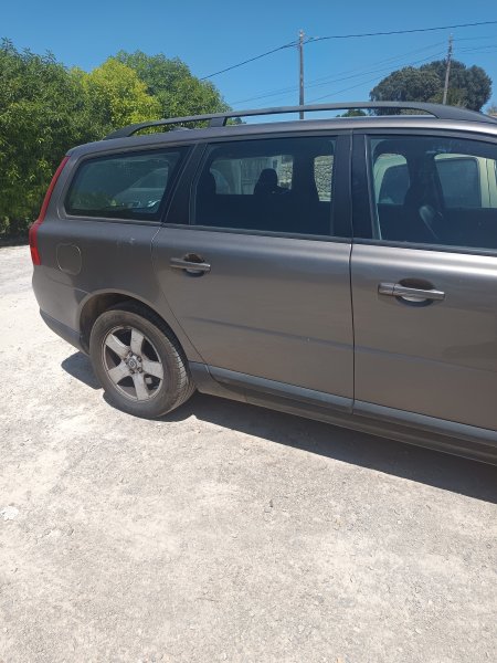 Venta de un VOLVO V70 COMBI