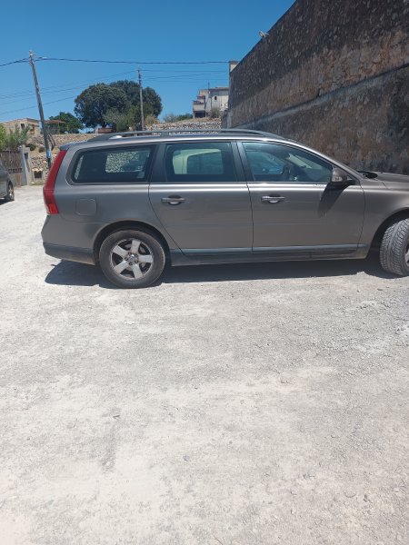 Venta de un VOLVO V70 COMBI